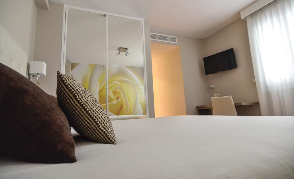 Hotel Jucamar Cangas do Morrazo Quarto foto
